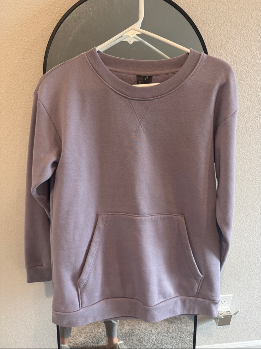 Women’s Dusty Lavender Crewneck Sweatshirt